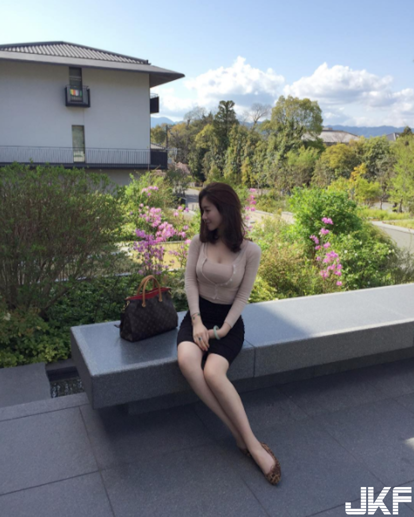 22歲「巨乳版張鈞甯」白嫩美胸逼死人！強國葡萄乾實在太性感了&#8230;