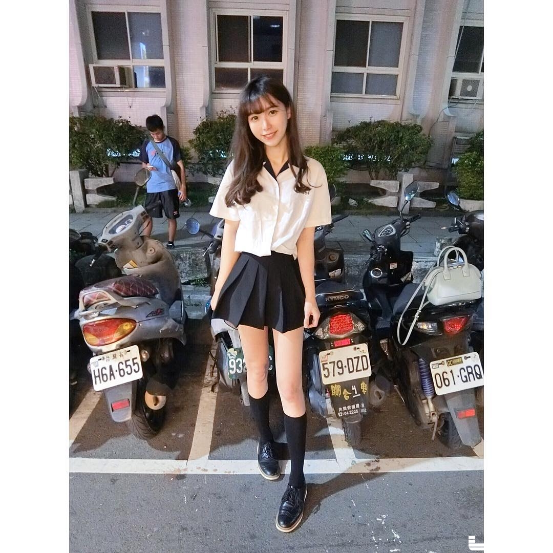 未來的波麗士大人正妹「Ti Ti」預約警界之花 天使臉孔火辣身材 網友：犯罪率要上升了！