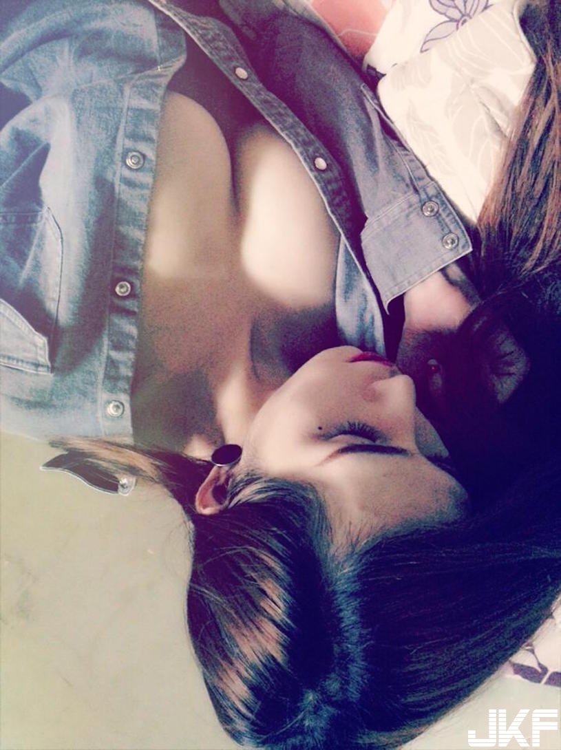 網傳巨乳採花妹「惹火浴照曝光」那乳量好狂！超挑逗「全裸自拍」尺度也太豪放&#8230;.