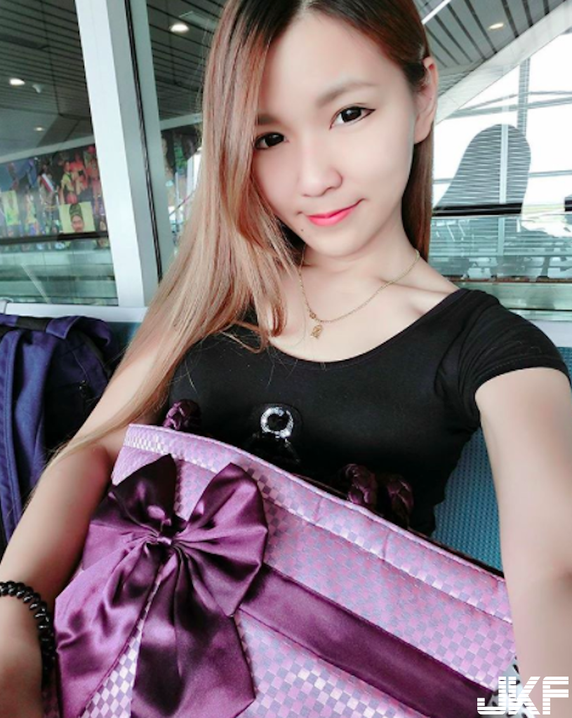 KL微肉妹！爆乳「內衣老闆娘」白嫩美乳太惹火！微微的肉感給你大大的享受&#8230;