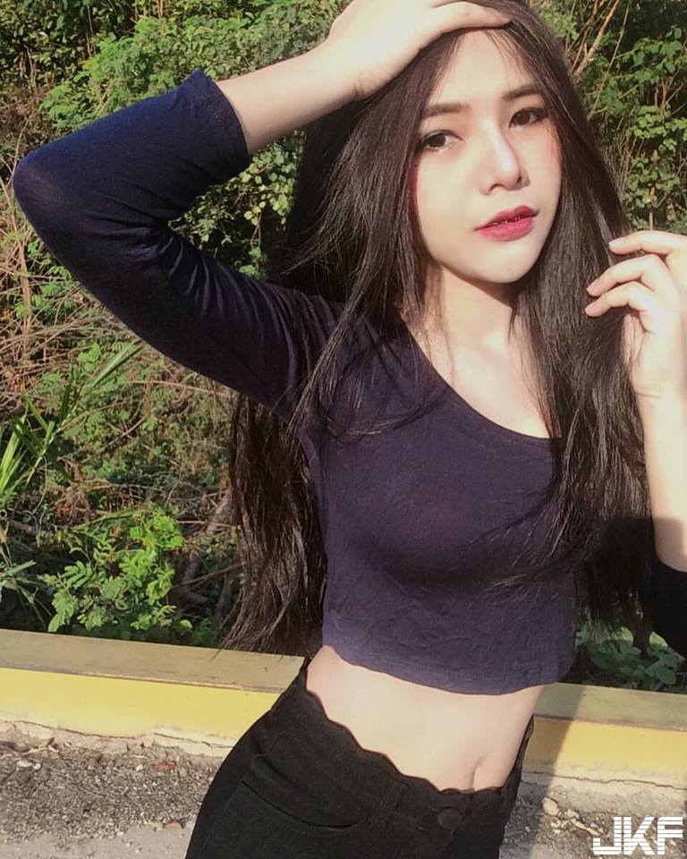 超愛拍！工地「爆乳背心妹」！隱藏在鄉村間的絕世美味「大白饅頭」出爐啦！