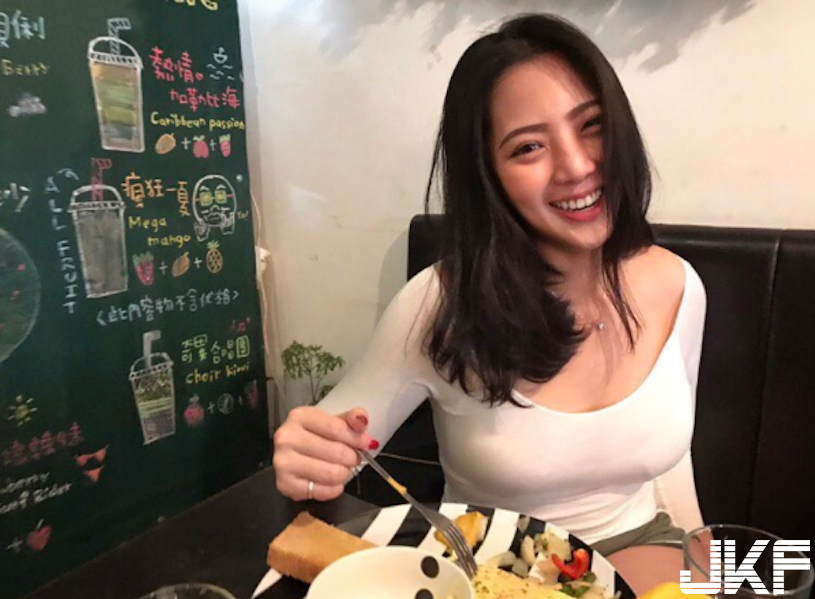百貨最兇！台北「 巨乳櫃姐」歐美規格太犯規！滿滿的乳量讓人精神都來了&#8230;