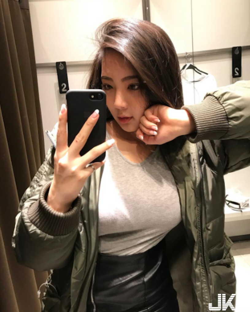 百貨最兇！台北「 巨乳櫃姐」歐美規格太犯規！滿滿的乳量讓人精神都來了&#8230;