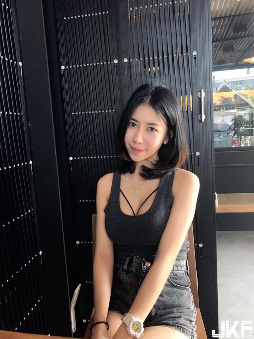 Thai猛了！「碗公奶妹」低胸爆乳好犯規！滿滿的「白嫩大圓乳」引人遐想&#8230;