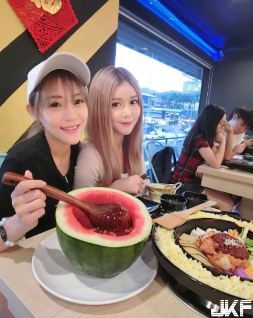 內衣女神又放送「惹火乳照」畫面好誘人！一不小心讓超正「好姊妹」曝光啦&#8230;
