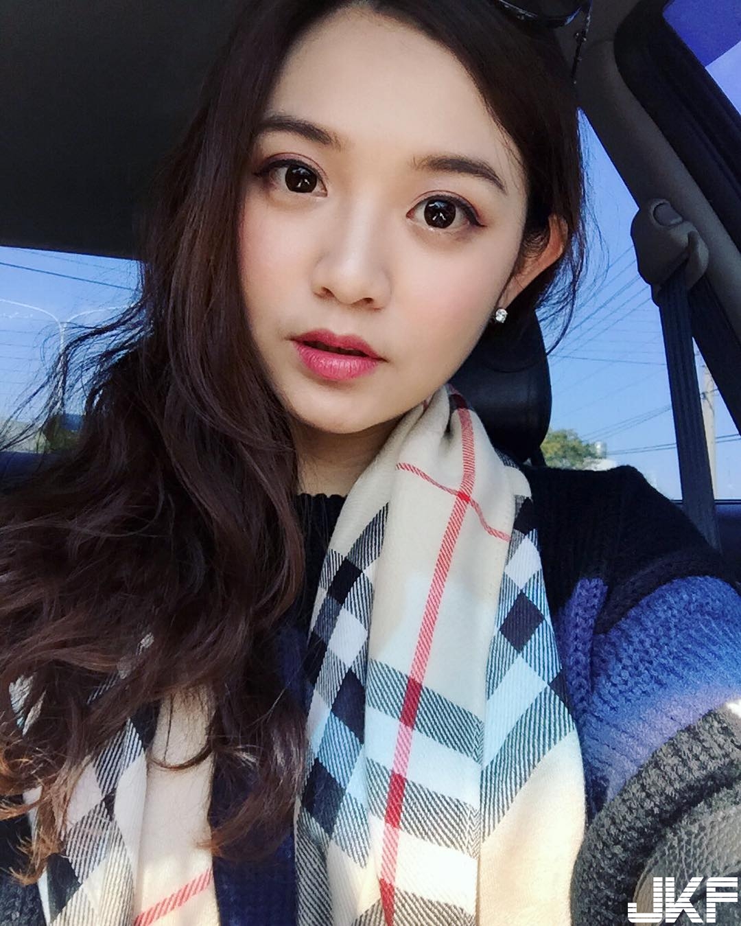 台灣亮麗女警曬「性感制服」照引瘋傳！自曝「制服太緊」大爆扣！實在太兇了…