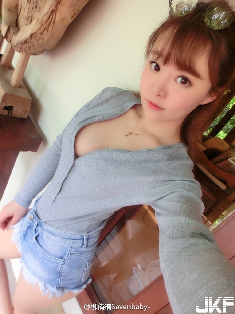 好猛啊！巨乳妹「新鮮肉體」碗公奶會逼死人！大尺度「女體體位」拍攝畫面沒有極限&#8230;