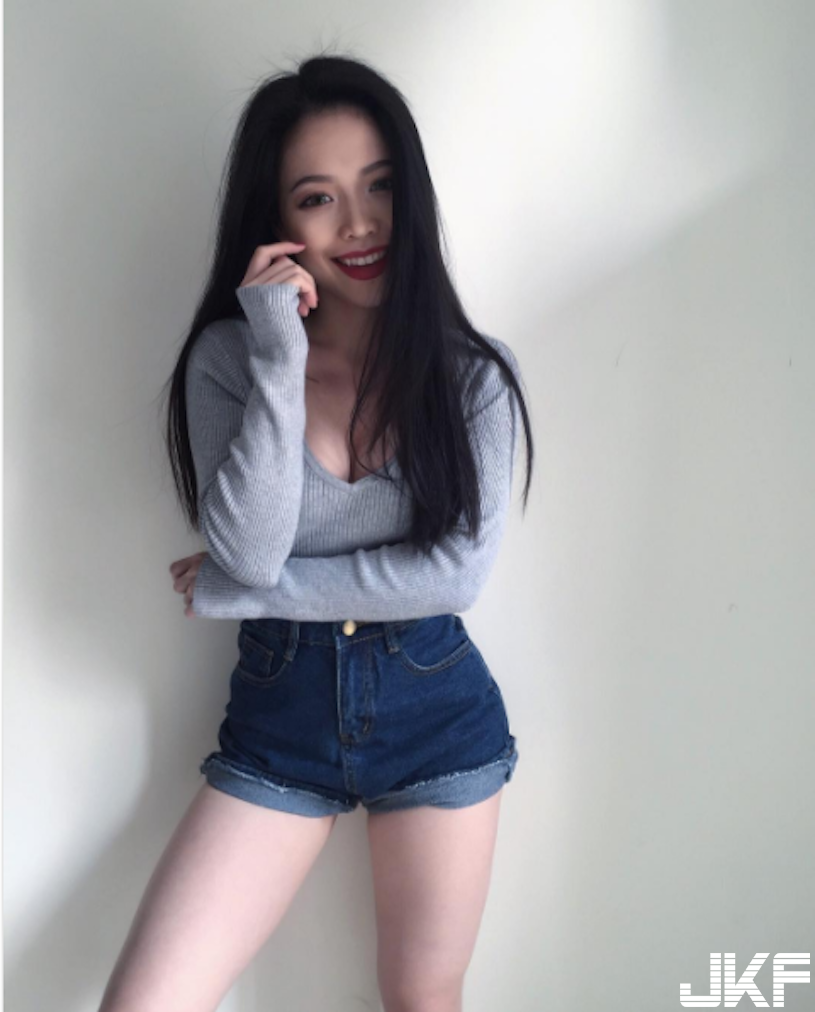 投降了啦！「爆乳奶妹」蜜桃臀誘惑好犯規！一張張「惹火辣照」讓人血脈噴張…