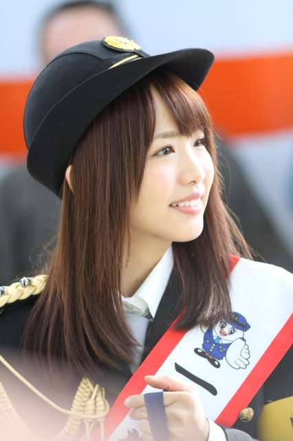 日本「美女警員」報到！高顏值的正義使者！每個都正到都意圖使人「襲警」&#8230;