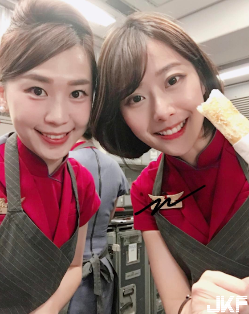 超正華航看板娘！「短髮俏空姐」甜美到出水～長腿細腰湯圓白乳好像張景嵐&#8230;