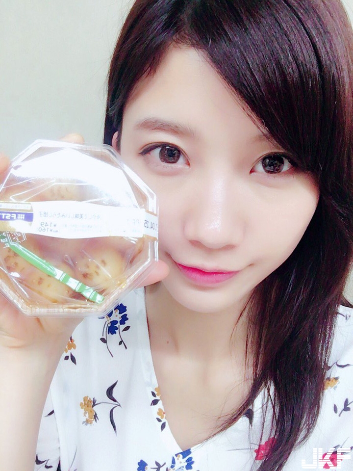 真人版「峰不二子」出現！「巨乳蜂腰」的S級身材！G奶整個從旁溢出&#8230;