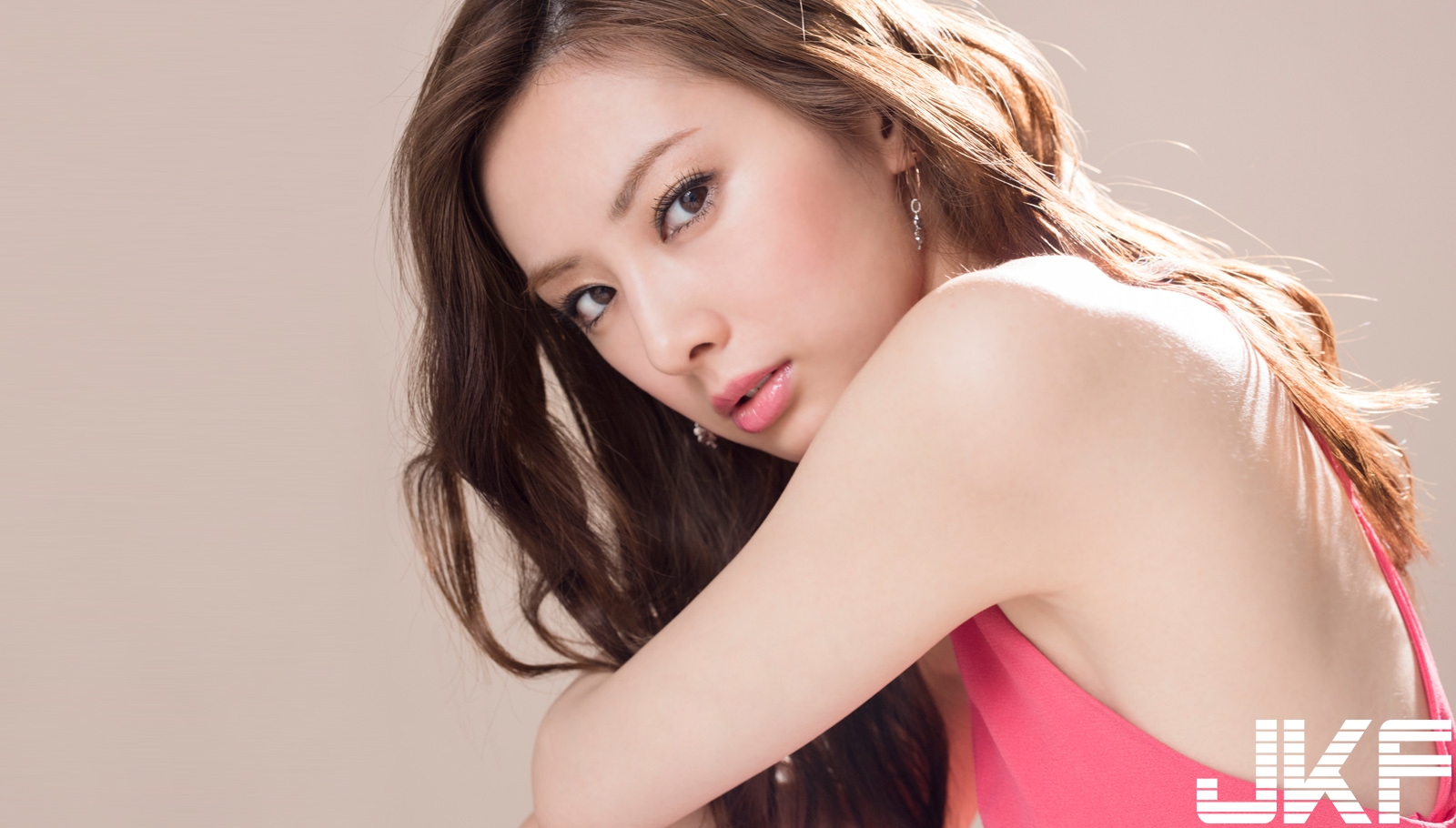 貧 乳 救 天 下! 全 日 本 最 具 魅 力 的 貧 乳 美 人 TOP10 - Mgs 美 女 番 号 网