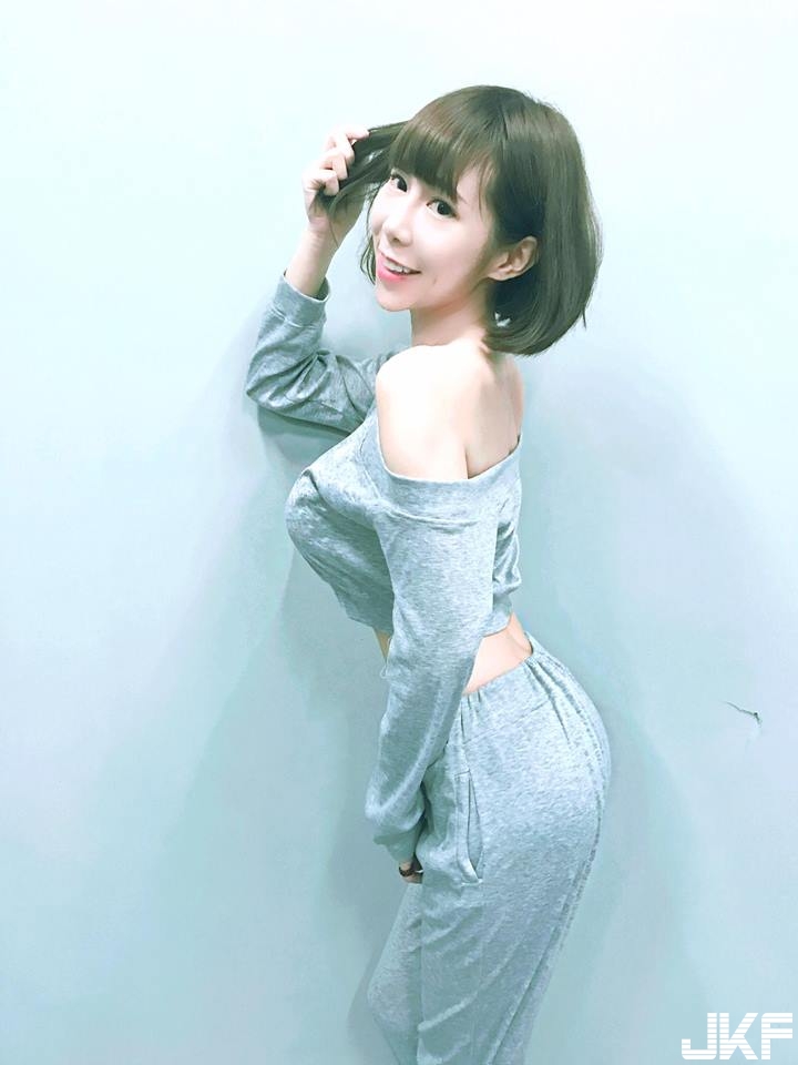 殘暴的胸部浴衣檔不住！養生會館正妹乳溝比海溝還要深，看到這溝我也準備去通一下了&#8230;