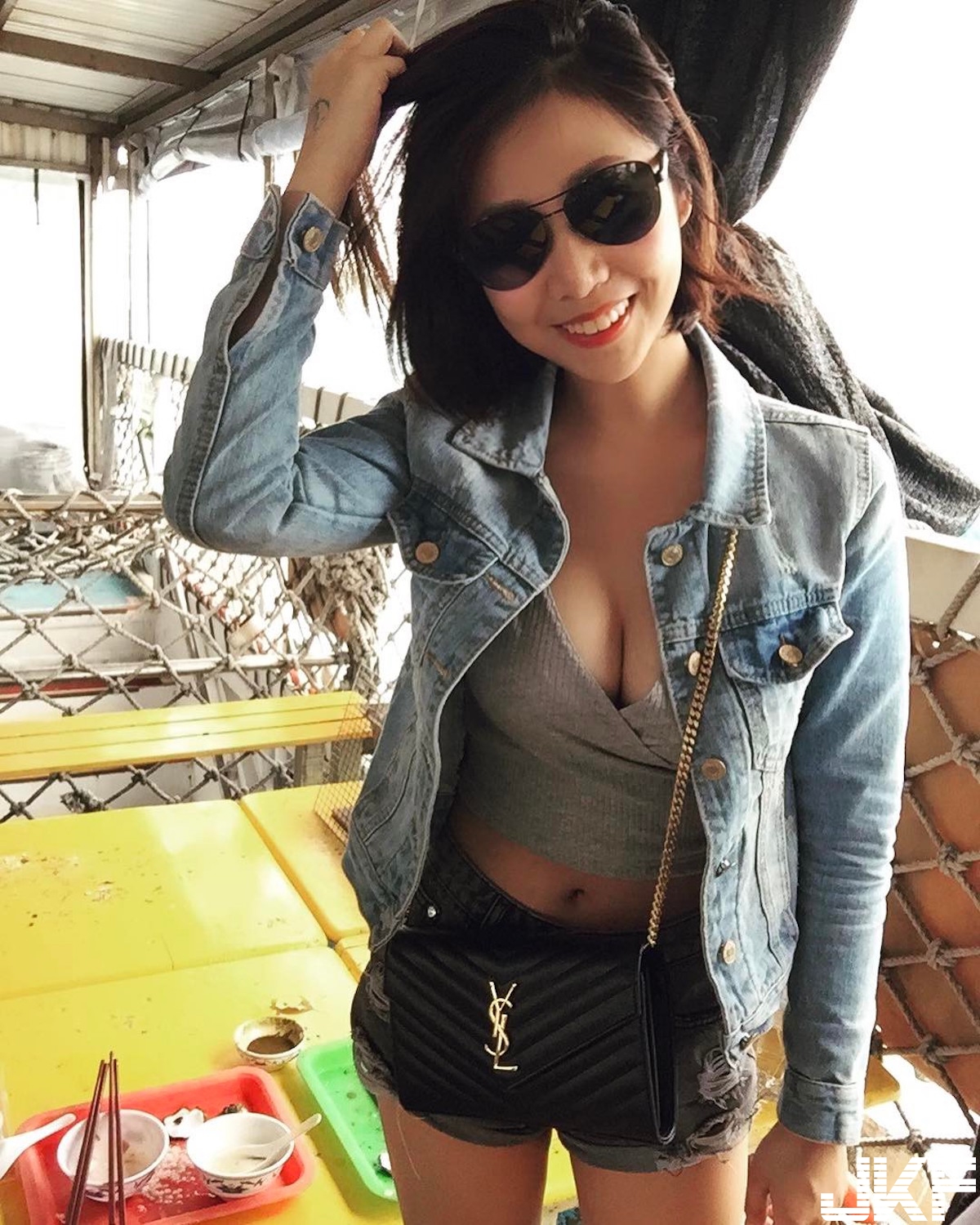 好兇爆！巨乳直播妹「白皙美乳」形狀也太迷人！超養眼「暴青筋畫面」讓人噴血…