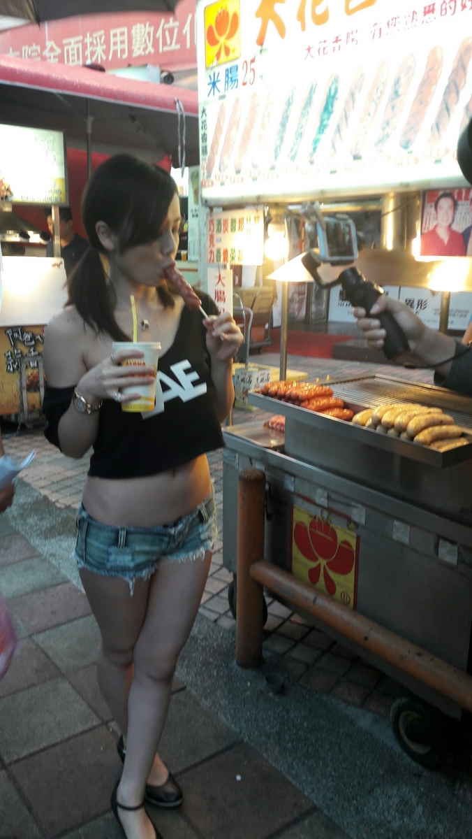 情報 日本av女優拍鹹濕片驚見北一女校服上身 場外休憩區哈啦板 巴哈姆特