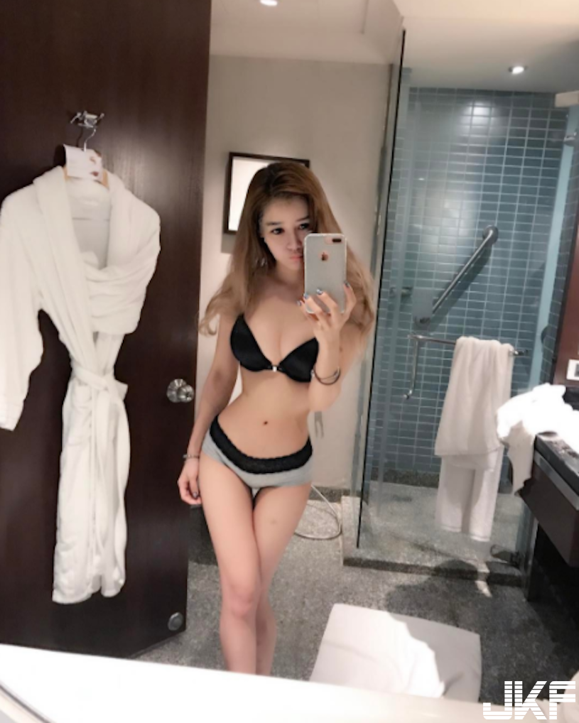 新國性感正妹「Naomi Liu」胸前能量好飽滿！