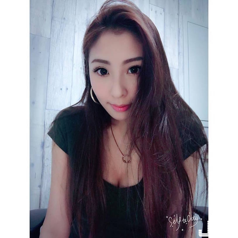 顏值滿分！「餐廳火辣正妹」側乳太吸睛！好身材讓人戀愛了