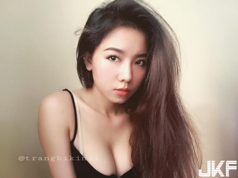 有奶9給讚！歐美味「優質奶妹」美乳太吸睛！這F罩杯車頭燈真的好兇悍…