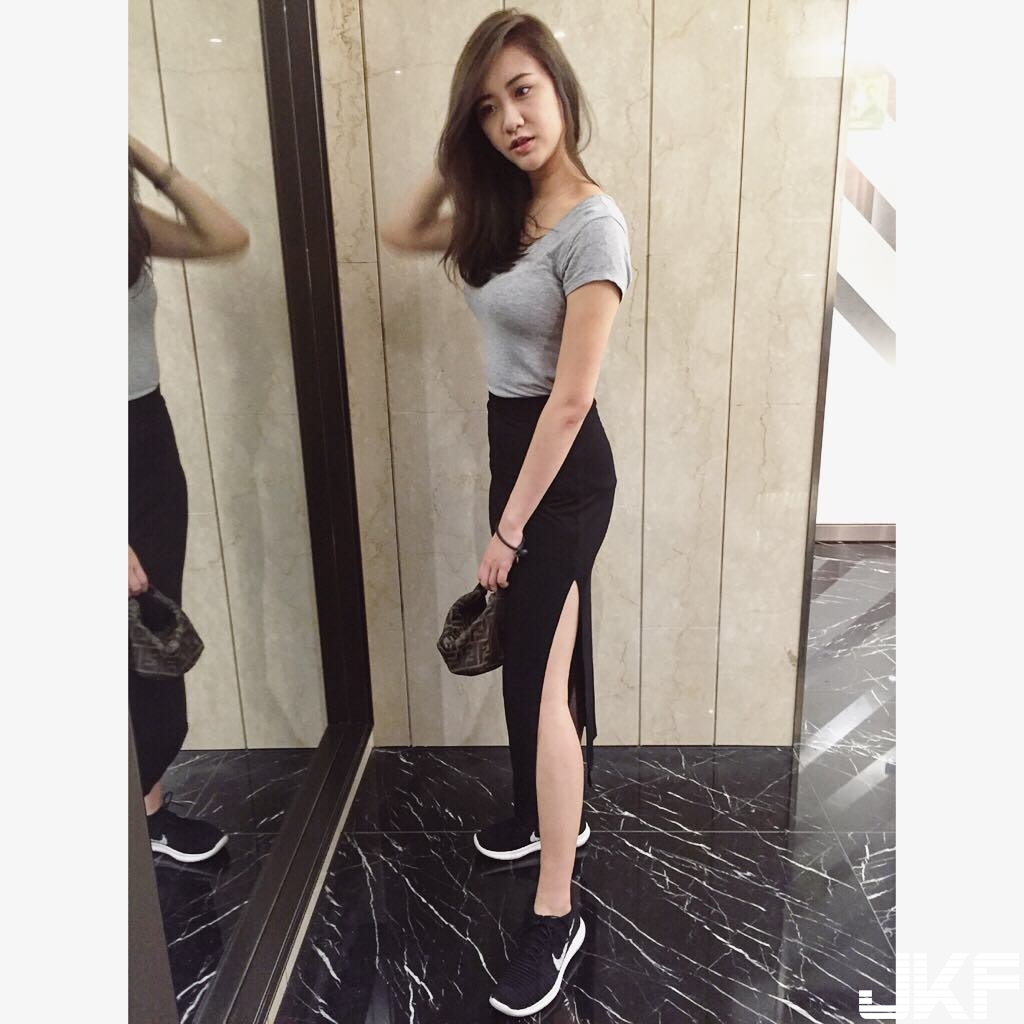 快溢出來！可口奶香「爆奶女孩」身材超級殺！「飽滿罩杯」讓人忍不住了…