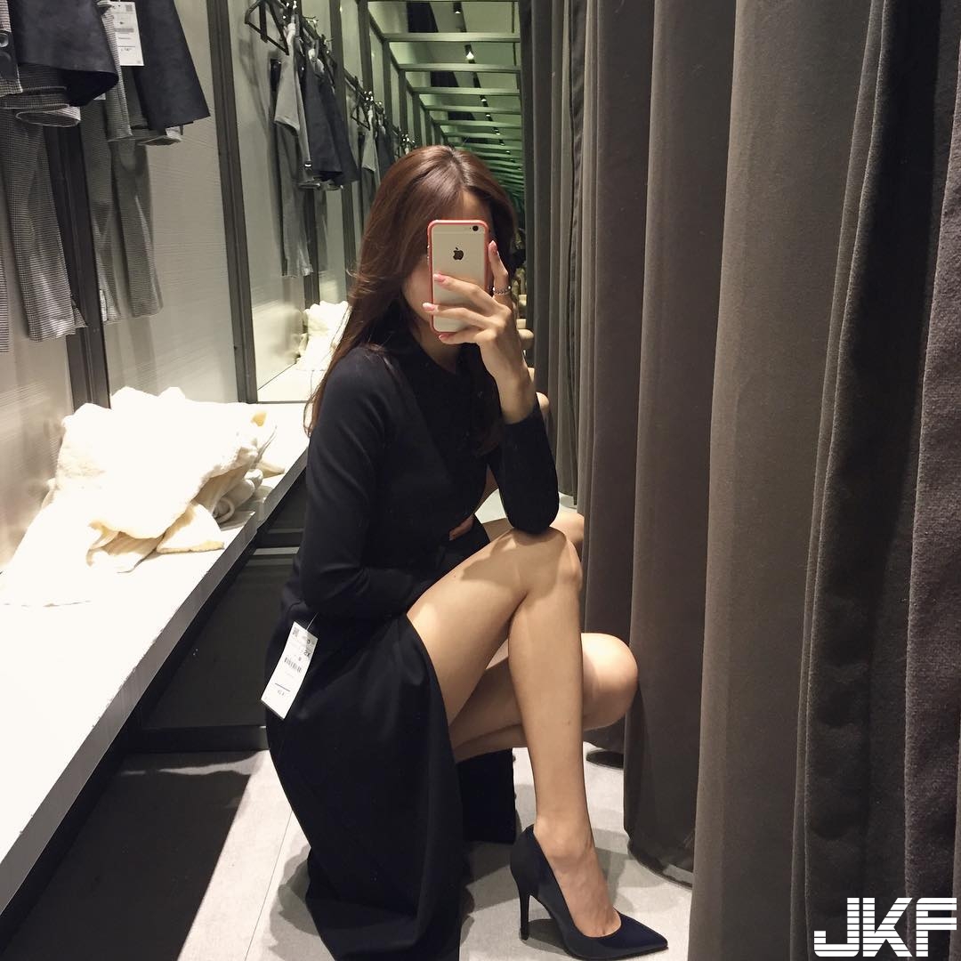 「長腿空姐」脫下制服更犯規！化身店員親手打奶泡&#8230;.讓人喝下滿口綿密好陶醉