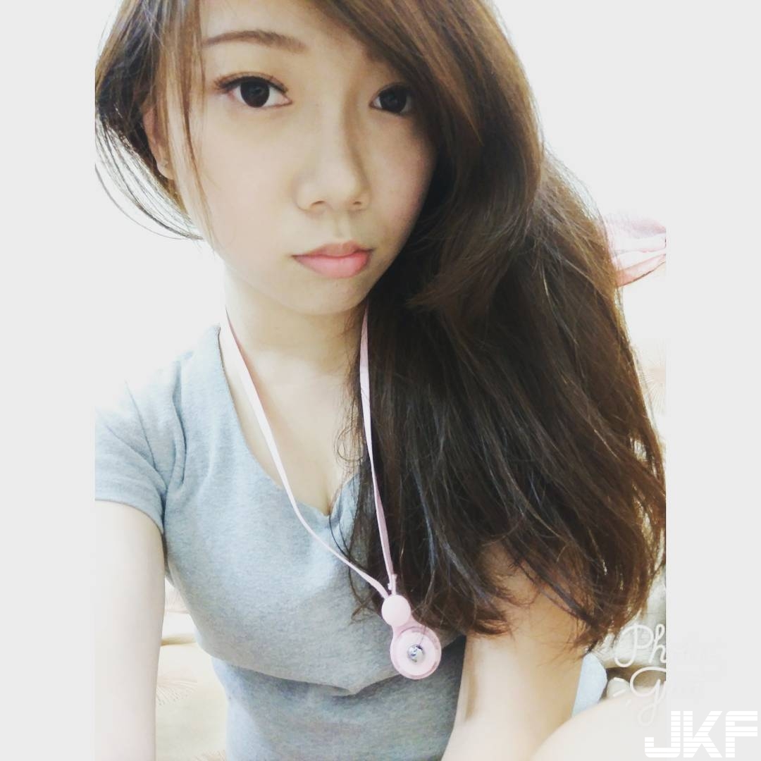 神到了！「可愛護理師」化身金鋼狼要打針！凶狠模樣讓病人乖乖治療！