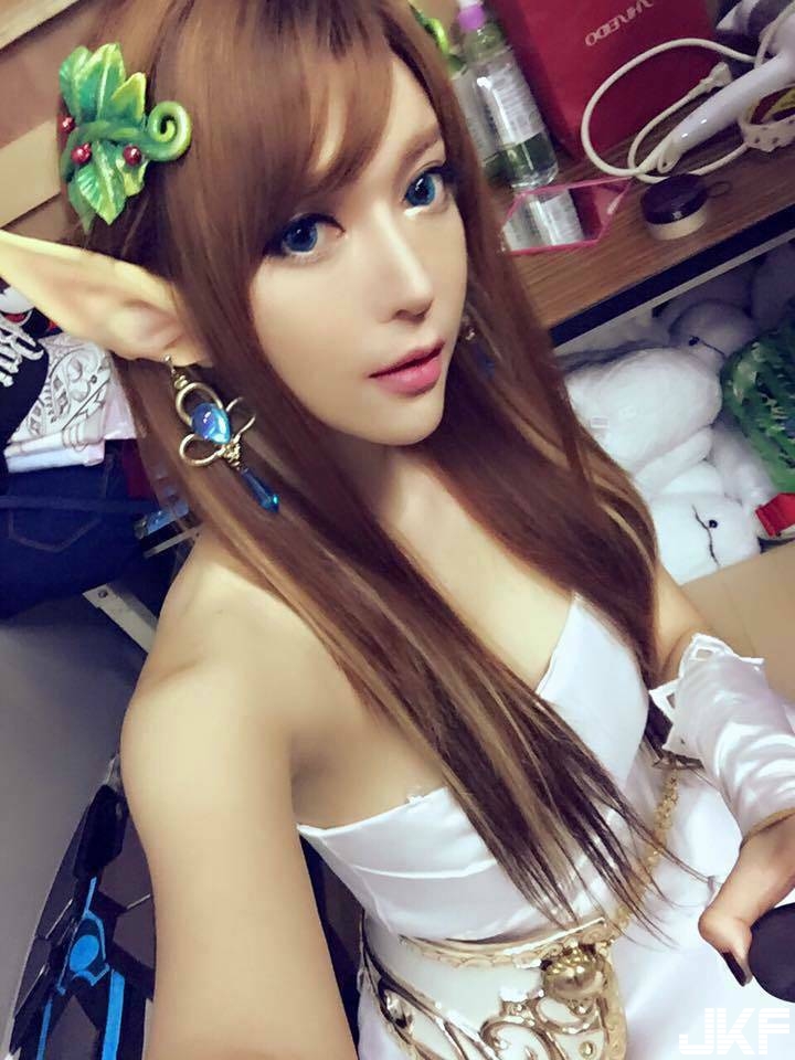 Lia From Teens React