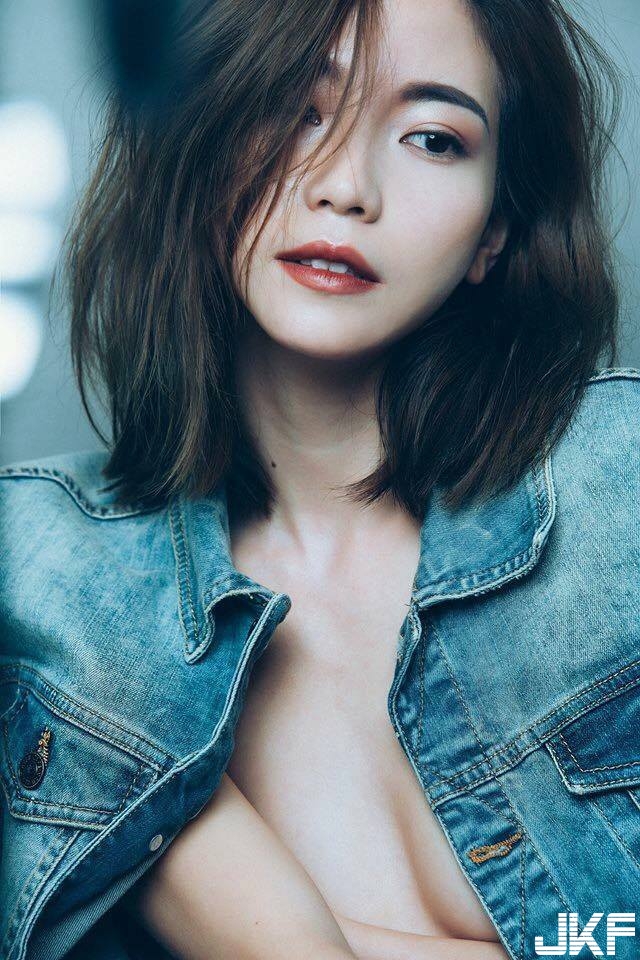 超強大名模氣場！自信滿滿「女王般的性感美女 」完美結合時尚與性感