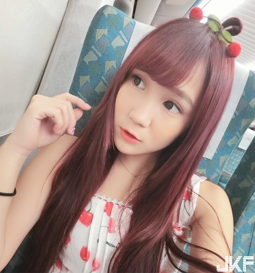 154白皙美肌「美乳小隻馬」太可愛！海灘曬「比基尼」讓人幻想大開