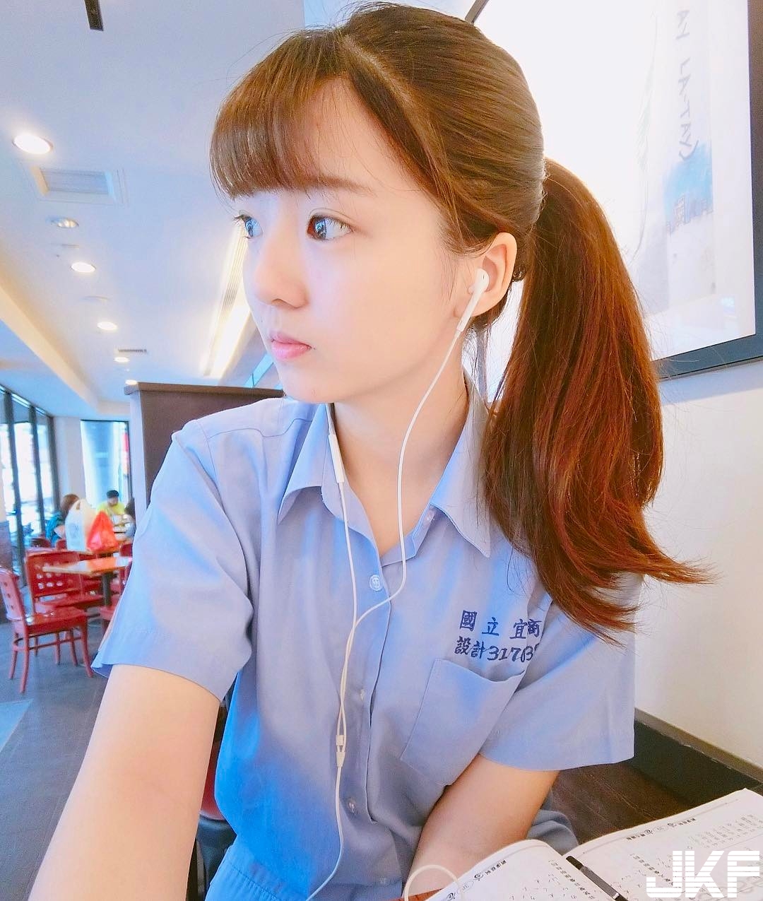 宜蘭「清新高中妹」臥蠶電力10萬伏特招架不住！現在高中生都這麼正嗎&#8230;