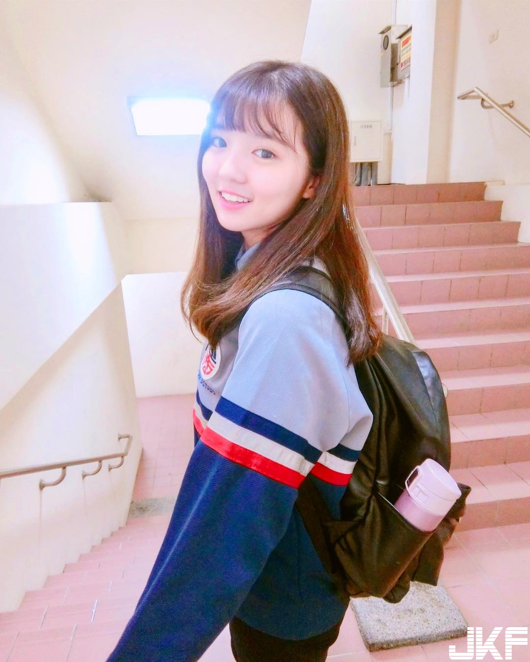 宜蘭「清新高中妹」臥蠶電力10萬伏特招架不住！現在高中生都這麼正嗎&#8230;