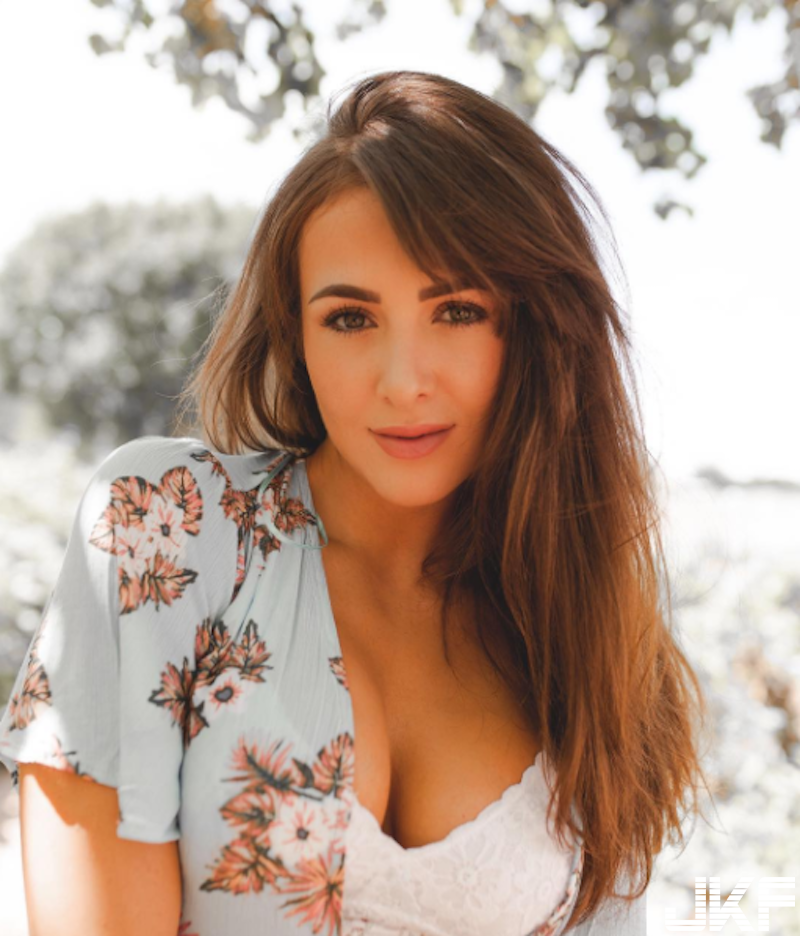 全世界身材最好的妹子！甜美不失性感的「超惹火翹臀」正妹！