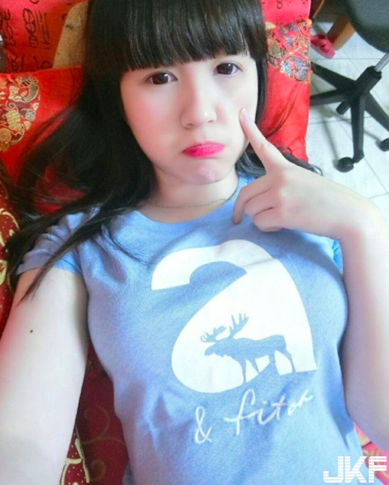 發育太好！莊敬高職童顏美胸「147小隻馬」！制服快被「兩顆渾圓」撐開！