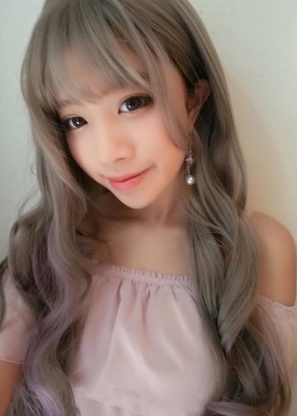 這根本是在犯罪！「甜軟爆乳小隻馬」化身兔女郎魅惑你的視神經！