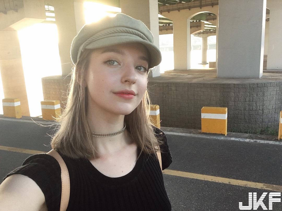 一開口驚豔全場！俄羅斯「天使級正妹」紅遍南韓　溫柔嗓音讓人一秒融化