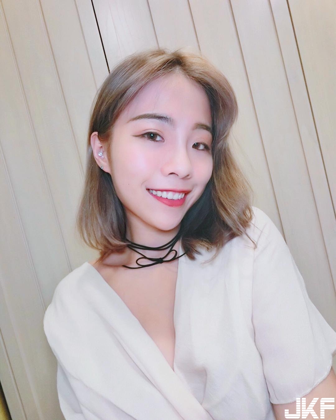 英文老師竟然是內衣麻豆！「猛爆身材」攻擊力太強！這要學生怎麼認真？