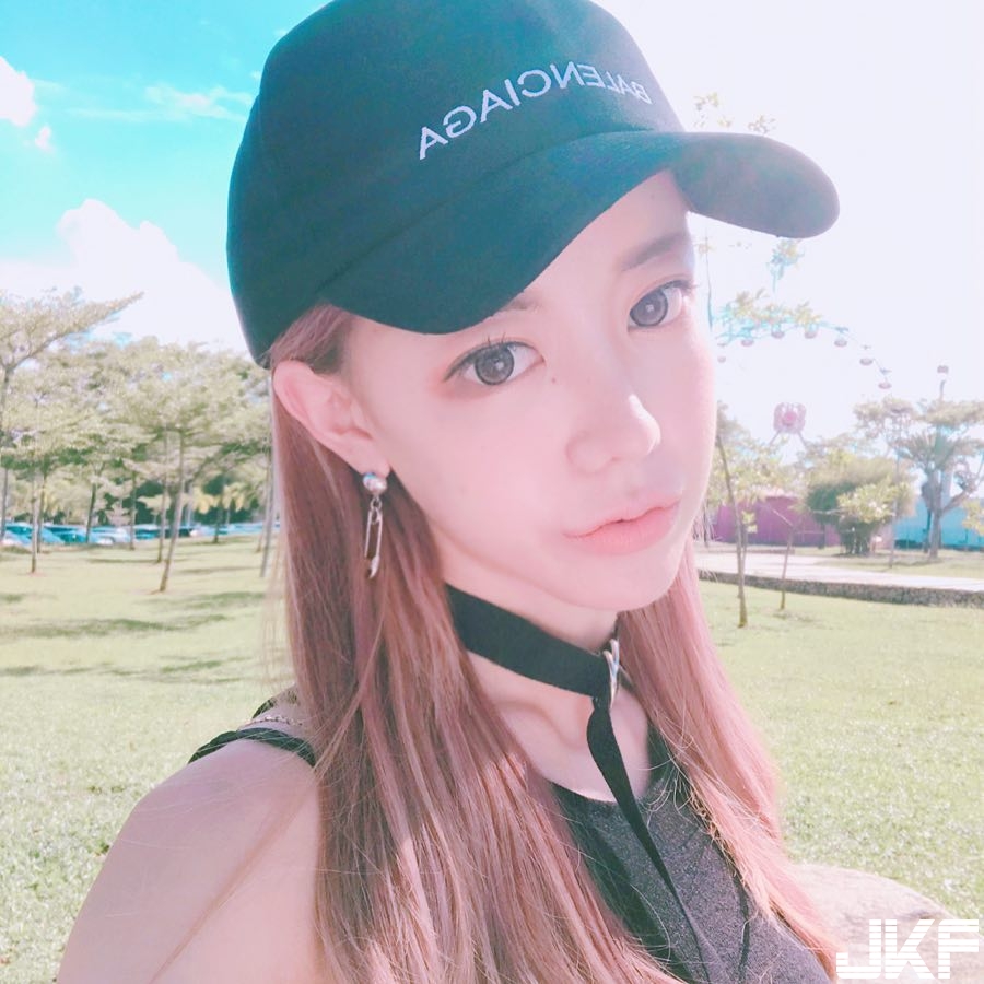 加碼福利！「隱乳系DJ」專業表現&#8230;一對「白嫩小可愛」震不停讓人全身酥麻麻