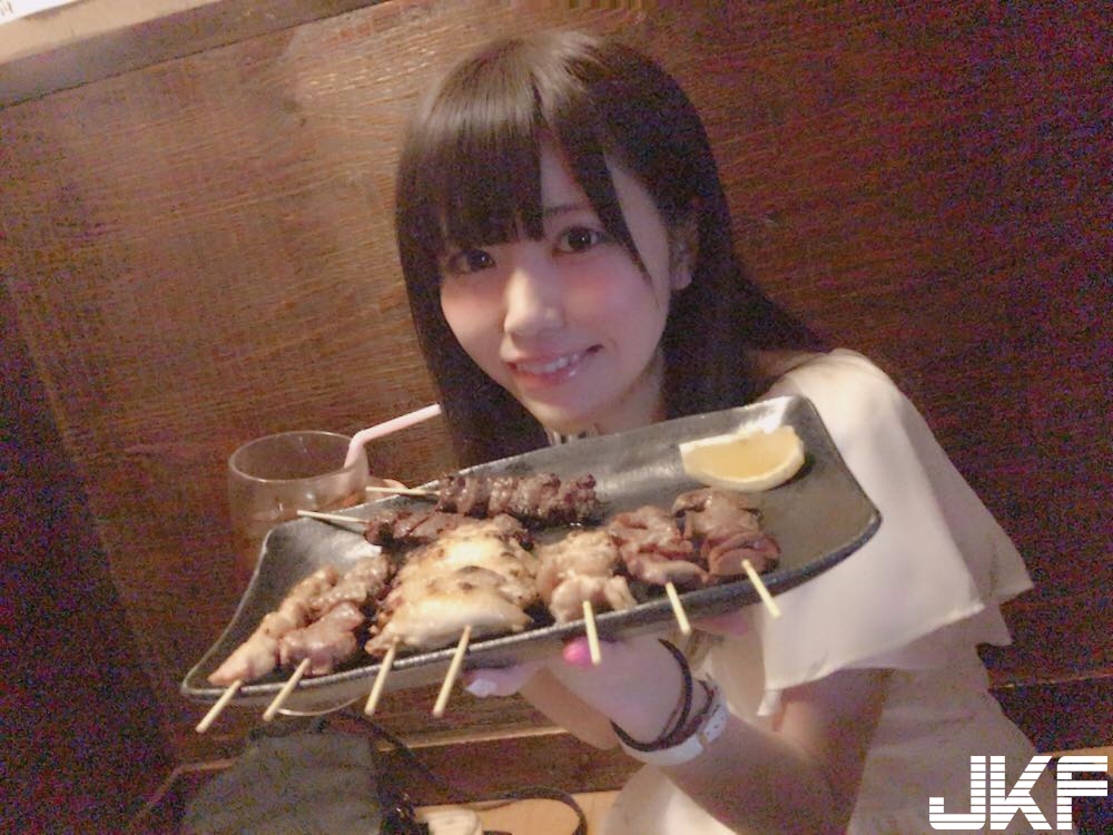 甜美高校妹子水手服與百褶裙的「終極制服誘惑」！不露奶也讓人覺得性感&#8230;