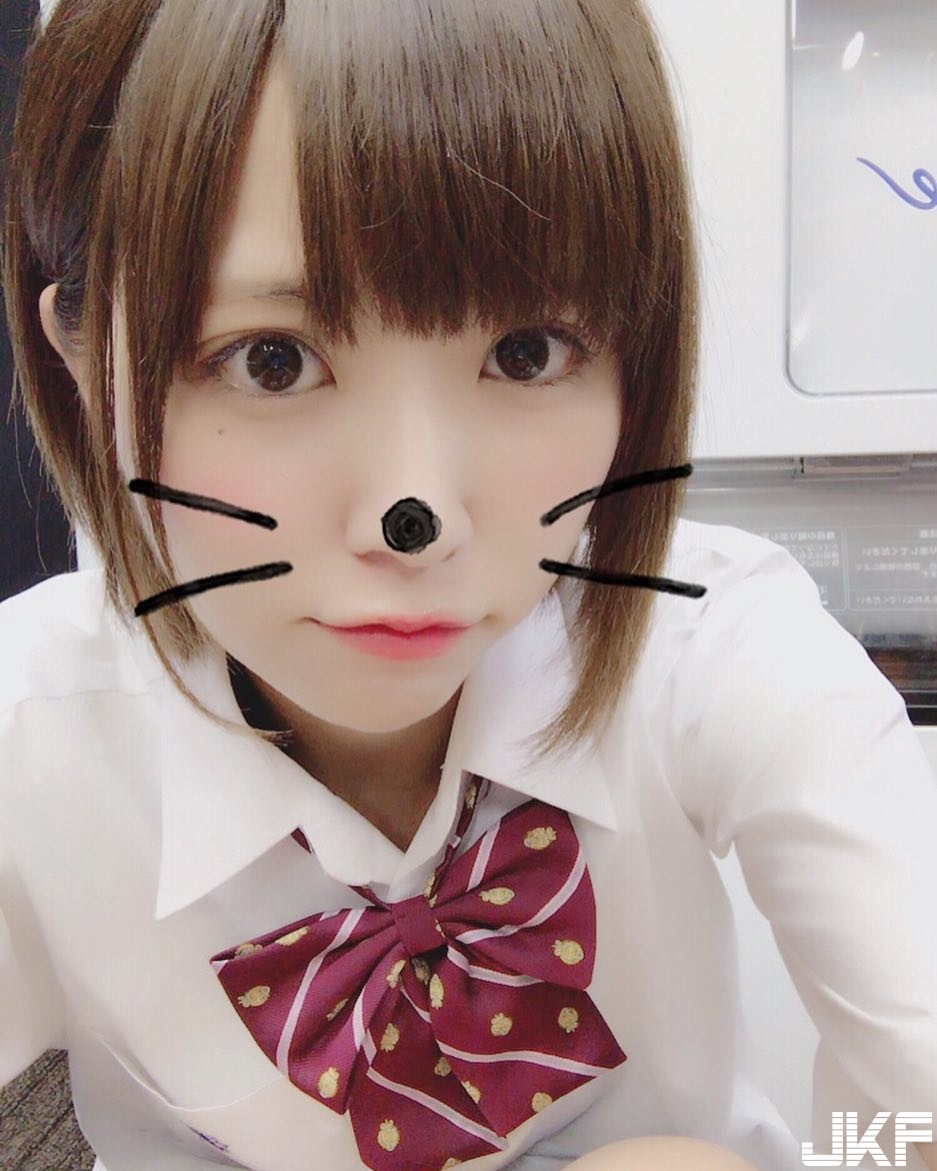 甜美高校妹子水手服與百褶裙的「終極制服誘惑」！不露奶也讓人覺得性感&#8230;