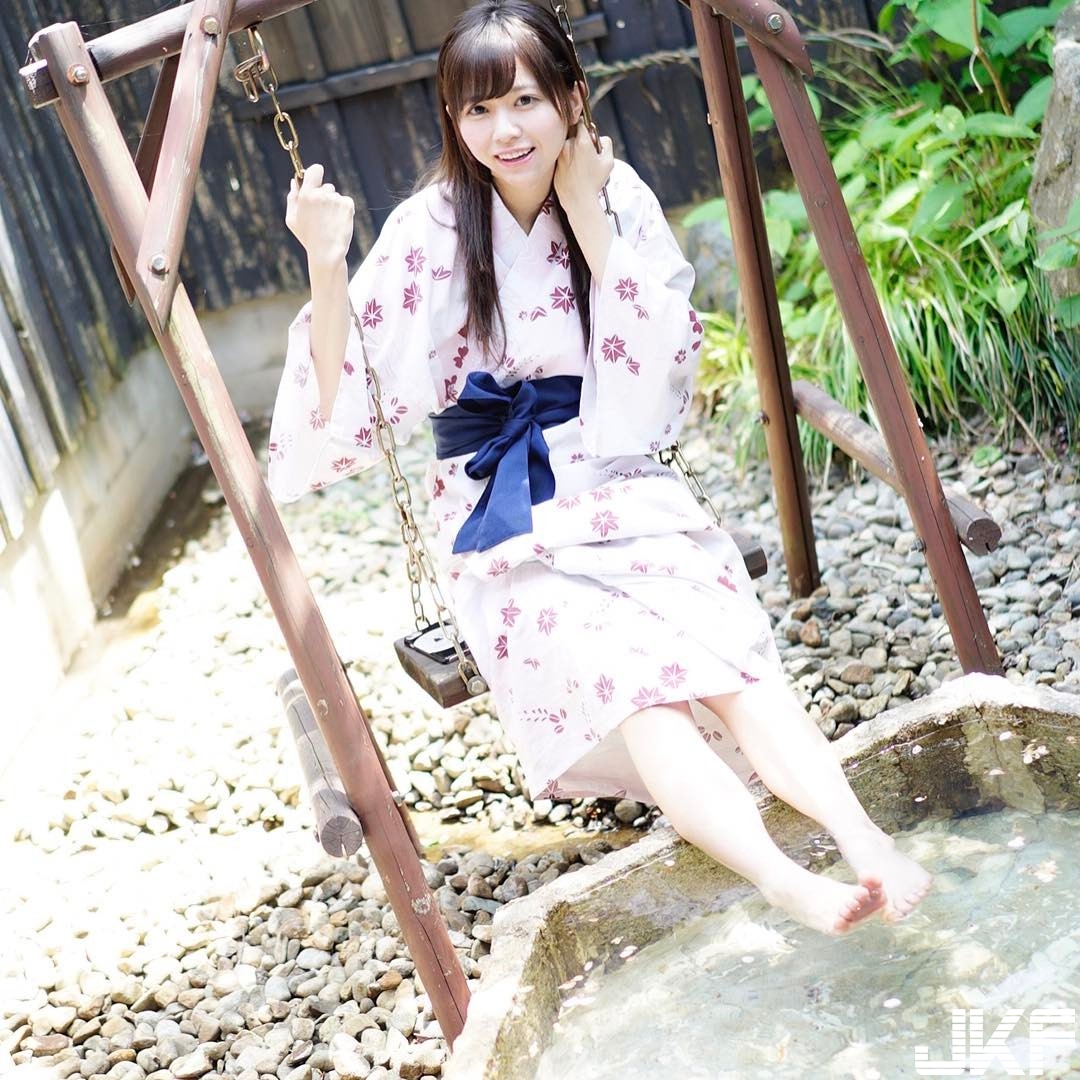 甜美高校妹子水手服與百褶裙的「終極制服誘惑」！不露奶也讓人覺得性感&#8230;