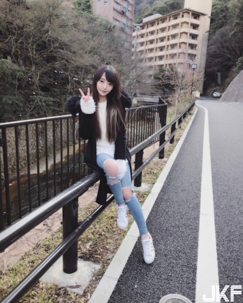 甜死人！台灣「超美腿正妹」視角有夠誘惑！養眼的「迷人酥胸」畫面讓人戀愛啦&#8230;
