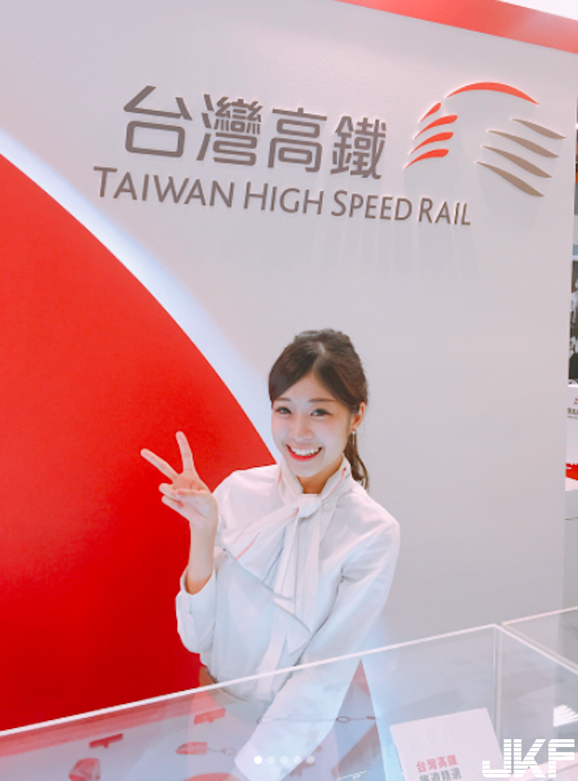 超正高鐵服勤員神到了！甜美外表激似謝欣穎，網友跪求她的班表！