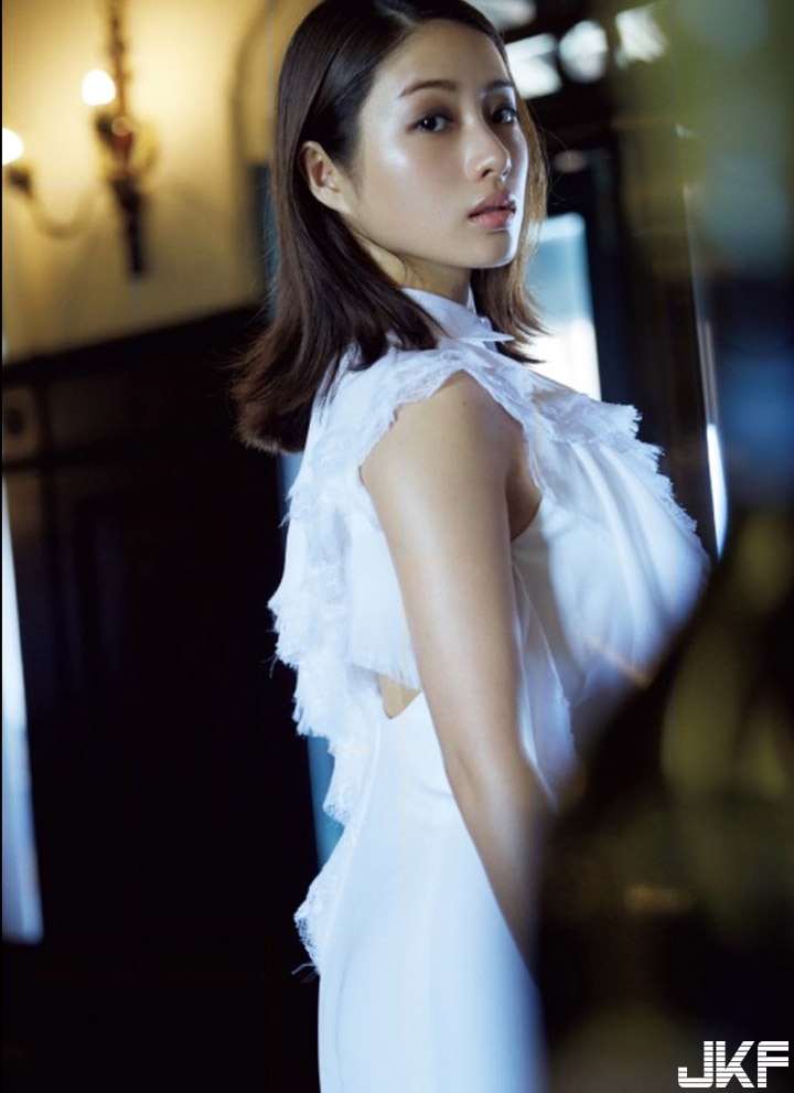 睽違6年「石原里美」以小女人姿態迎來輕熟性感！女神終於大解放…