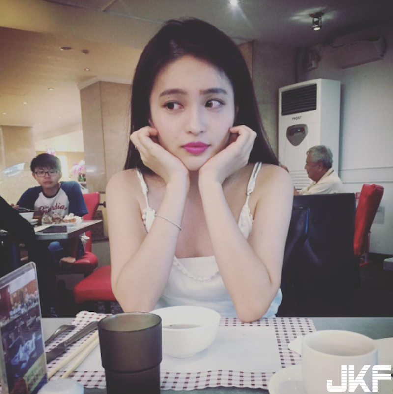 基因太強！文化大學「絕美雙胞胎」！白皙美肌＋水靈大眼意圖使人戀愛！