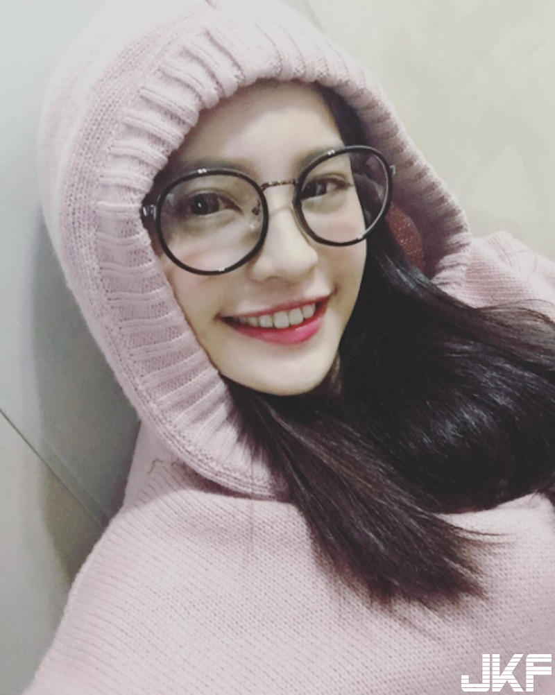 基因太強！文化大學「絕美雙胞胎」！白皙美肌＋水靈大眼意圖使人戀愛！