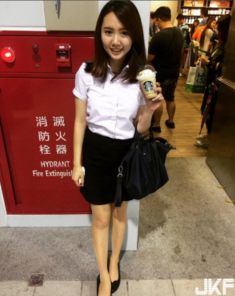 桃園麥當勞「娃娃臉正妹店員」！制服下面「鼓鼓的」！隱藏版好身材放桌上更明顯！