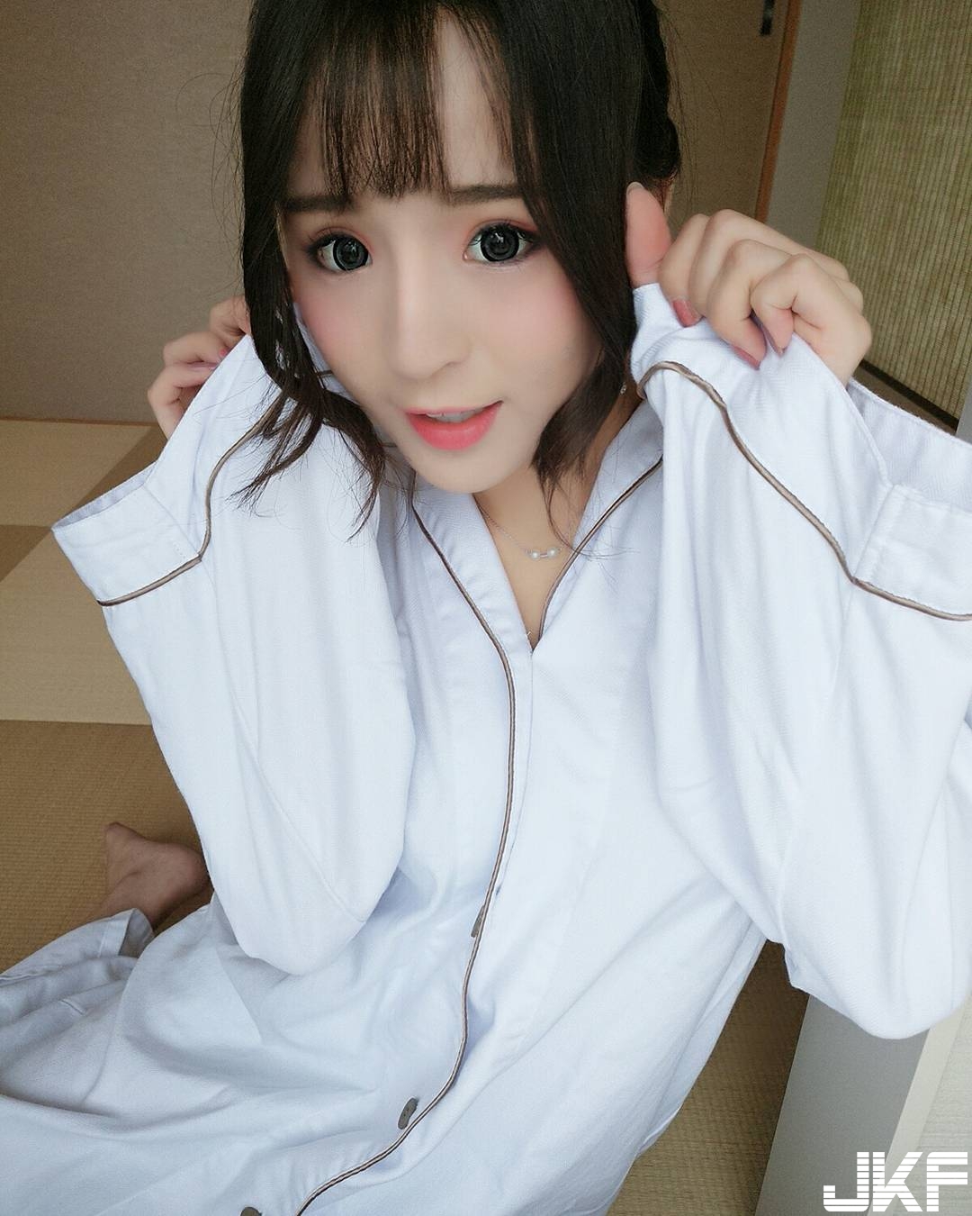 「童顏巨RU」最完美代表！皮膚超白嫩「大奶妹妹」車頭燈好搶眼！台灣妹子真優秀&#8230;.