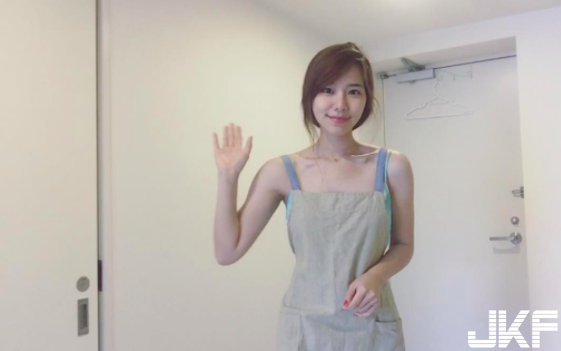 超極品「比基尼正妹」美乳線條好犯規！兇悍的爆奶視角讓人受不了…