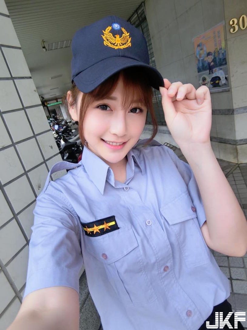 超讚！網瘋傳「火辣俏護士」美胸身材有夠犯規！迷人的超高顏值讓人想排隊掛號了…