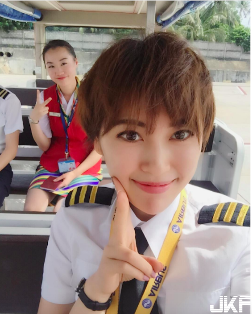 網路瘋傳「最美航空機長」高顏值讓人魂都飛了！風靡全球的「優質外型」比空姐還正了&#8230;