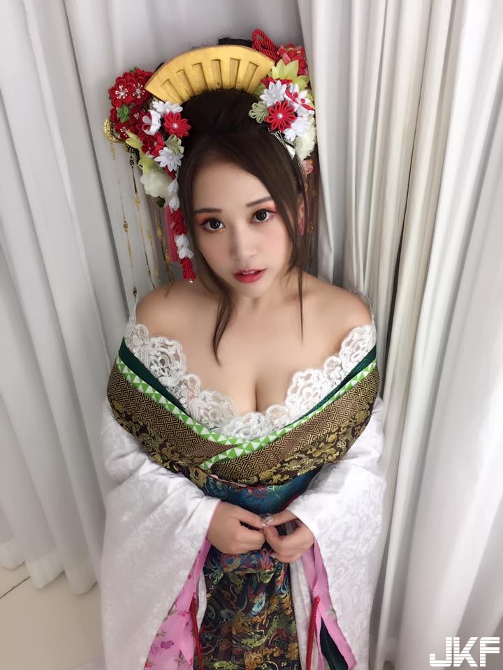 妹系「爆乳妹子」萌萌噠！「童顏與美乳」合在一起才是王道！